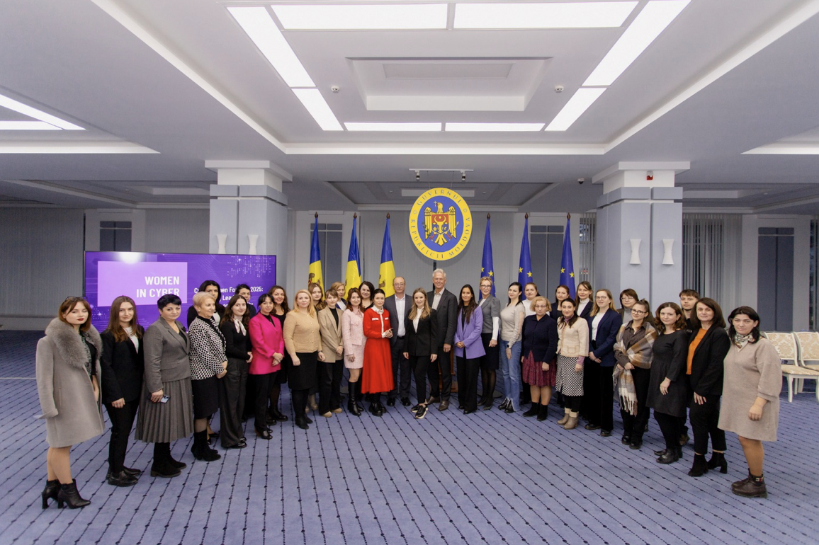 Dialoguri Profesionale: CyberWomen Forward 2025 - Consolidarea rezilienței cibernetice prin parteneriate internaționale