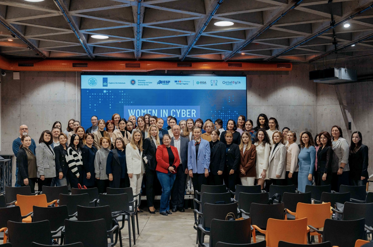 Lansarea celei de-a II-a ediții a Programului de Mentorat „Women in Cyber”