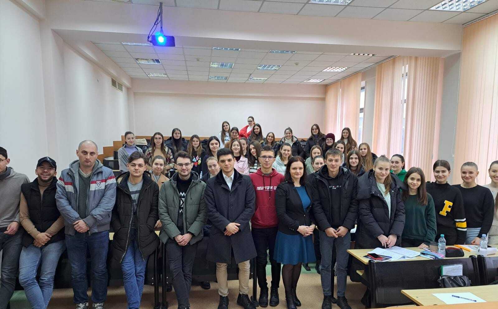 Programul de mentorat „Women in Cyber” discutat cu studentele și studenții din cadrul Academiei de Studii Economice din Moldova